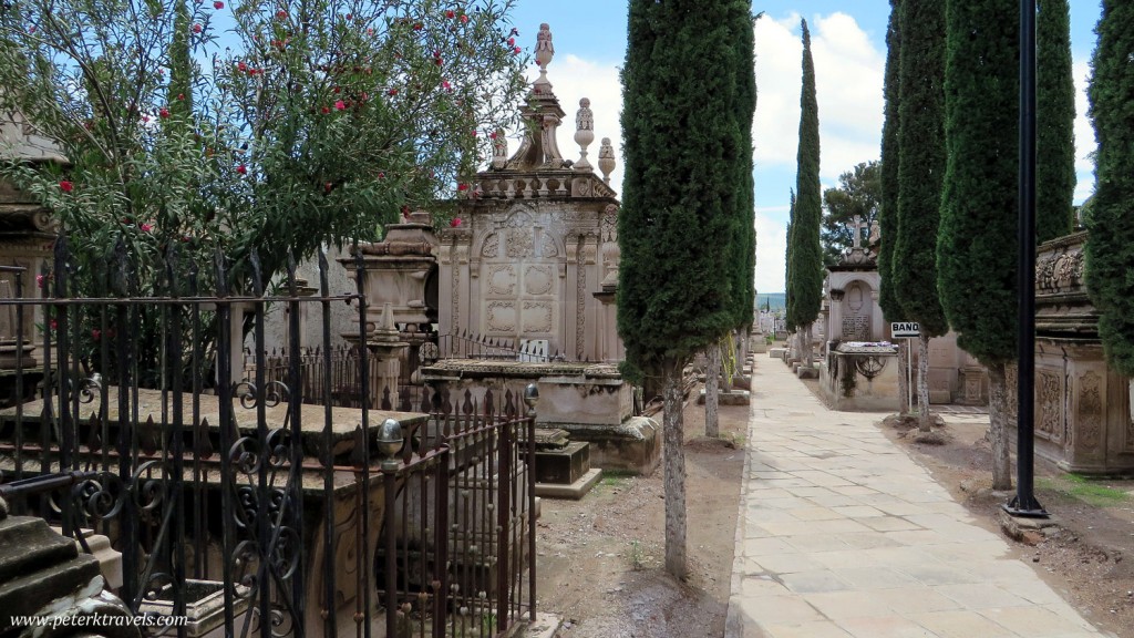 Panteón de Dolores, Jerez