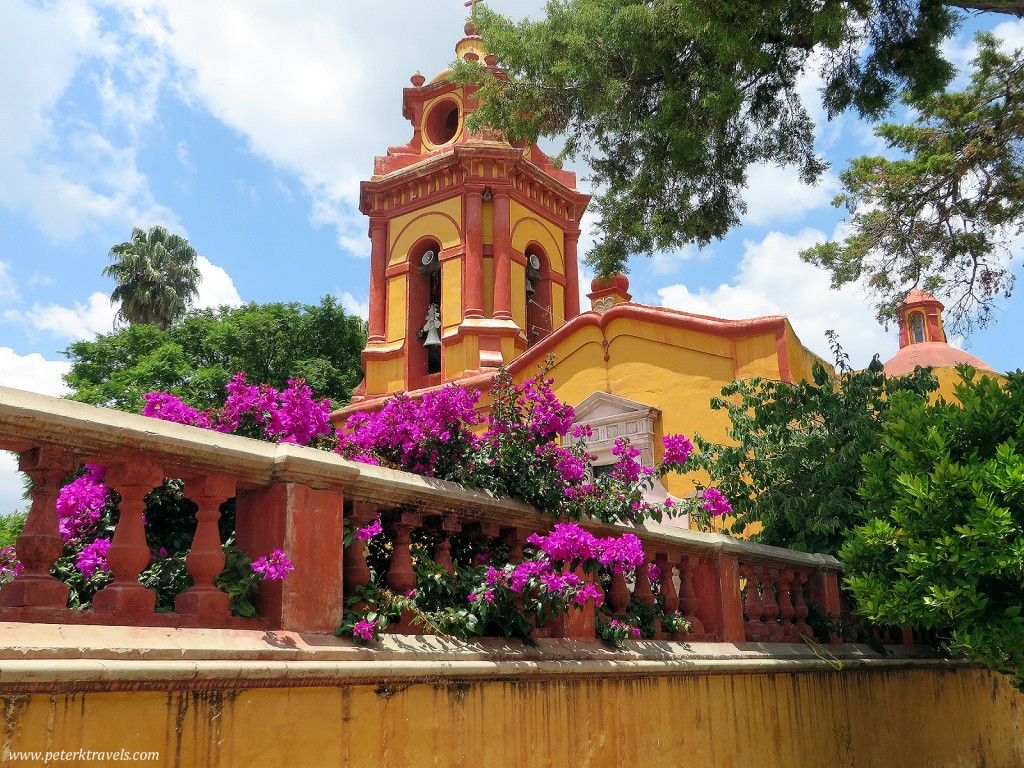 Templo de San Sebastian, Bernal