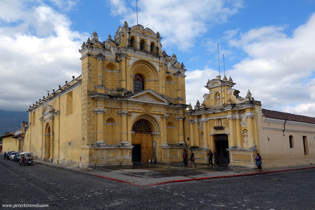 La Iglesia de San Pedro Apóstol