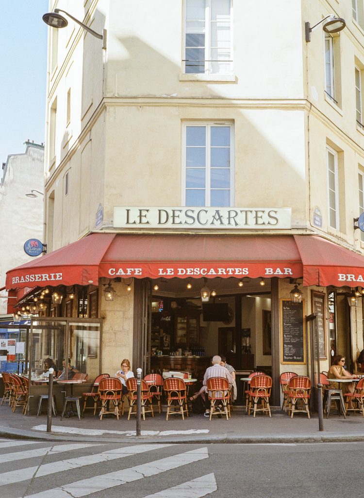 Les Descartes, Paris